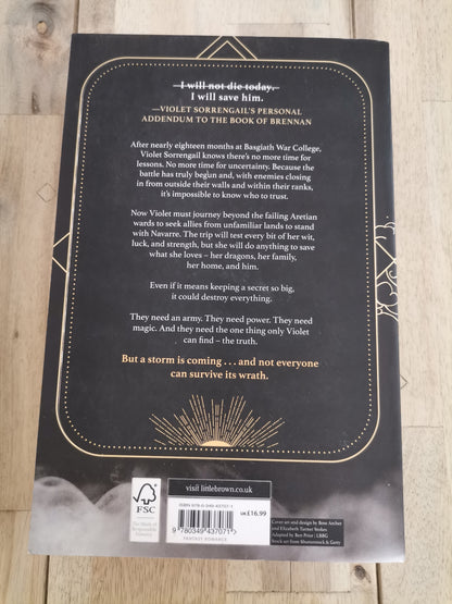 Onyx Storm by Rebecca Yarros - Trade Paperback
