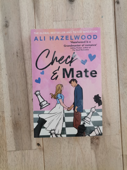 Check & Mate – Ali Hazelwood