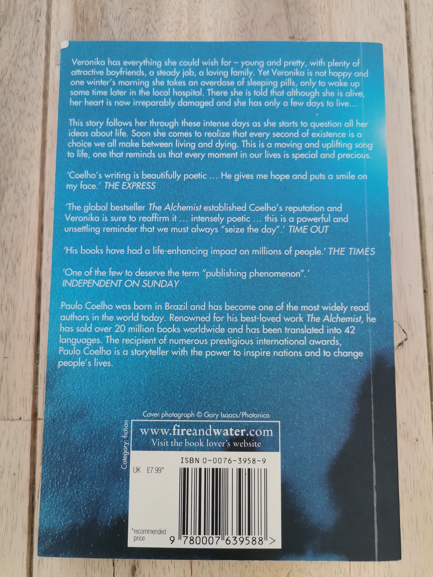 Veronica Decides to Die by Paulo Coelho
