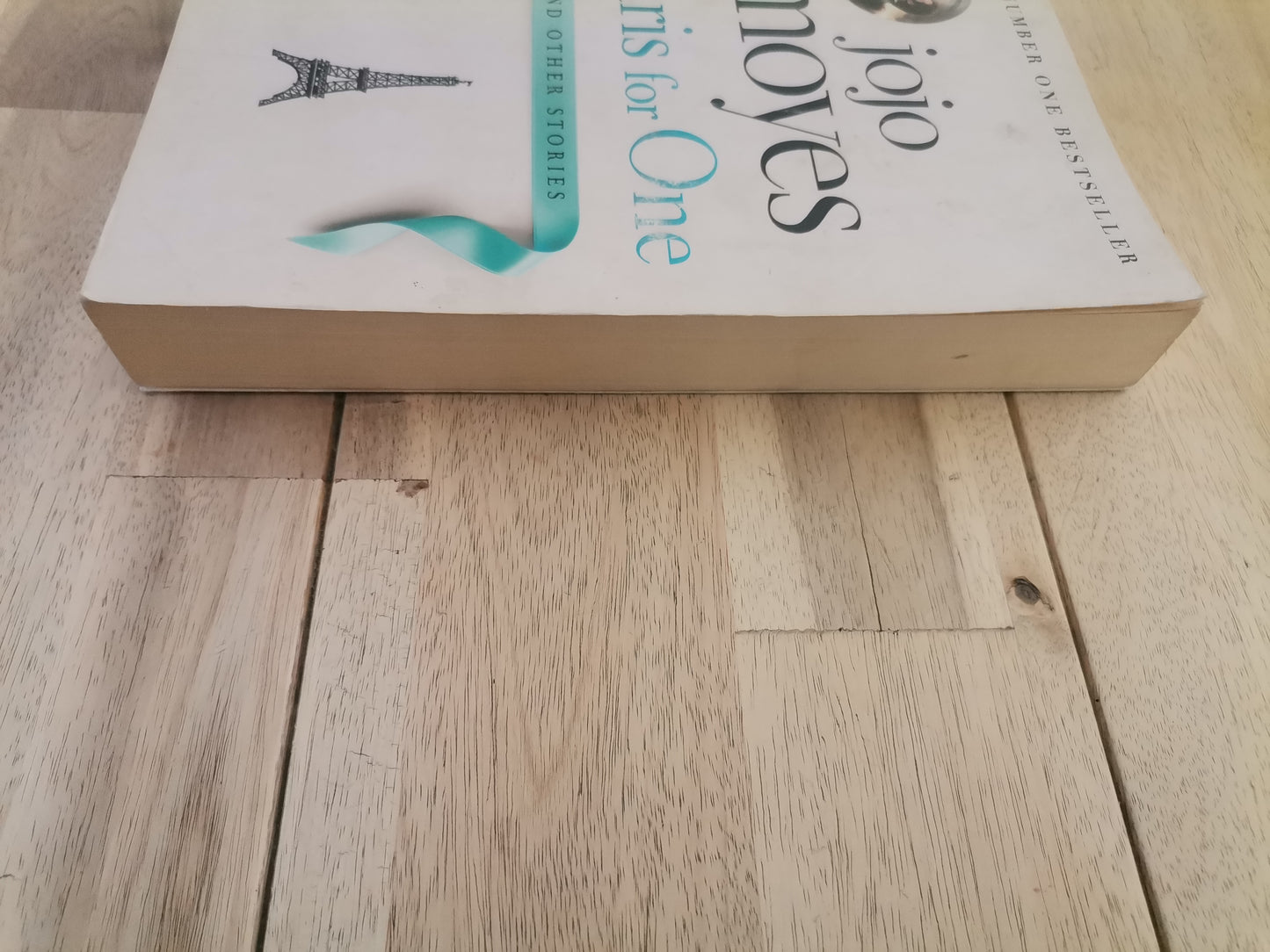 Paris for One and Other Stories by Jojo Moyes