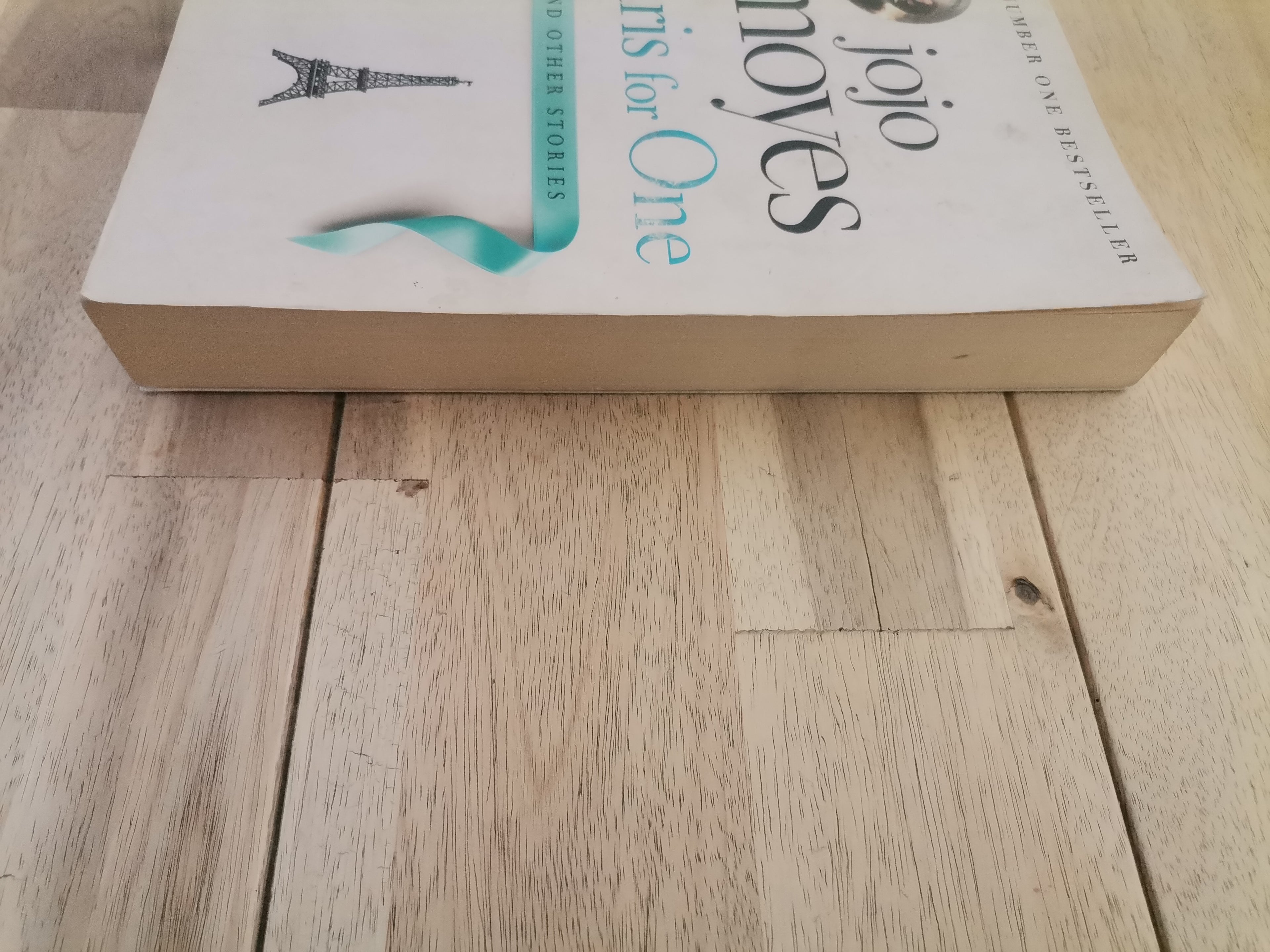 Paris for One and Other Stories by Jojo Moyes