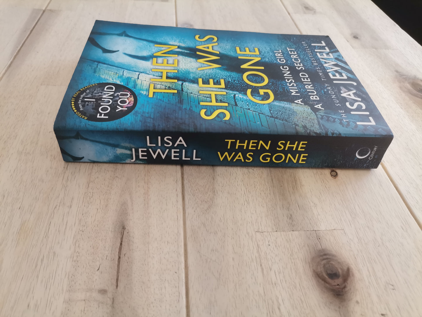 Then She Was Gone – Lisa Jewell