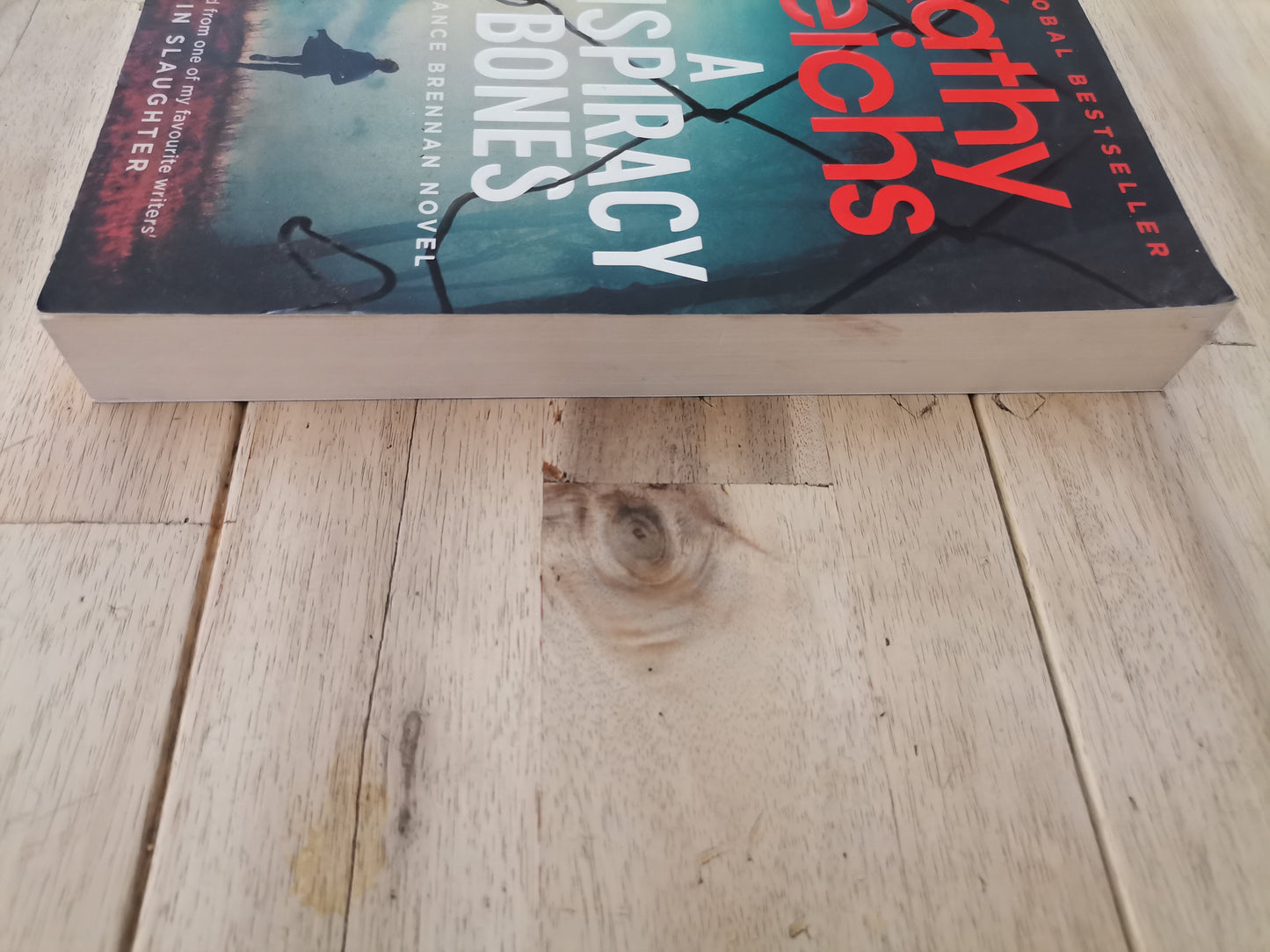 A Conspiracy of Bones – Kathy Reichs
