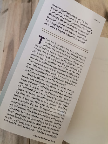 The Light We Carry - Michelle Obama