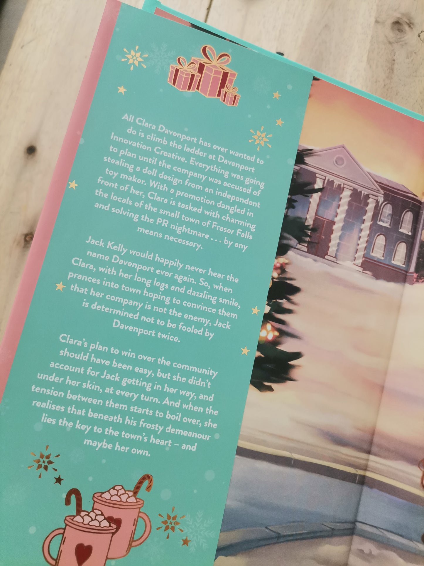Holiday Ever After – Hannah Grace