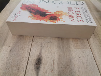 Iron Gold - Pierce Brown (Trade Paperback)
