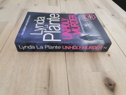 Unholy Murder – Lynda La Plante
