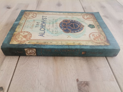 The Alchemyst: The Secrets of the Immortal Nicholas Flamel by Michael Scott