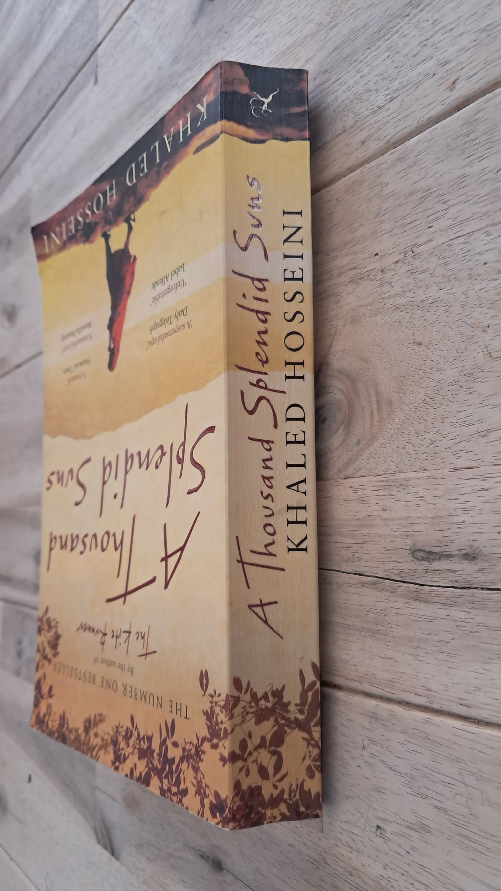 A Thousand Splendid Suns – Khaled Hosseini