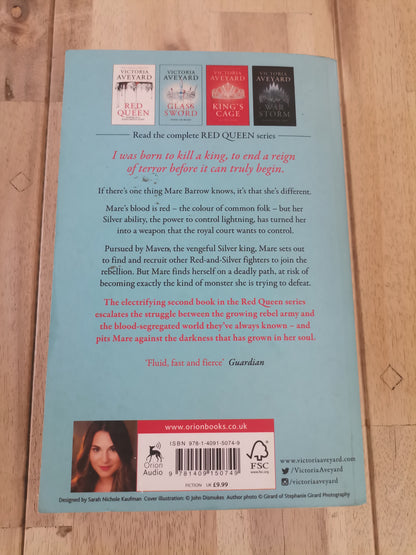 Glass Sword by Victoria Aveyard