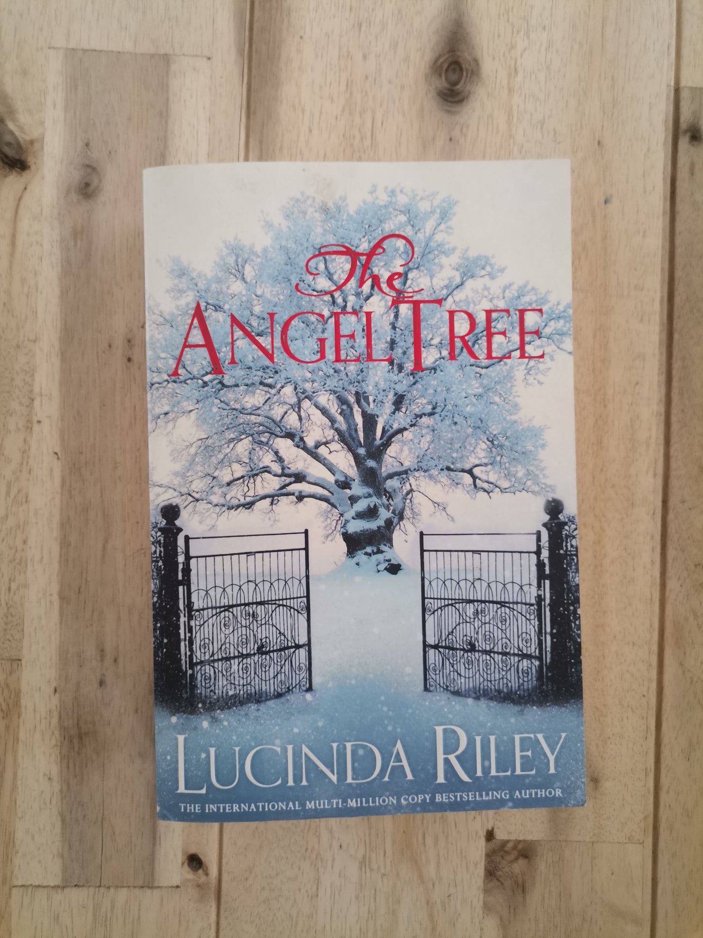 The Angel Tree – Lucinda Riley
