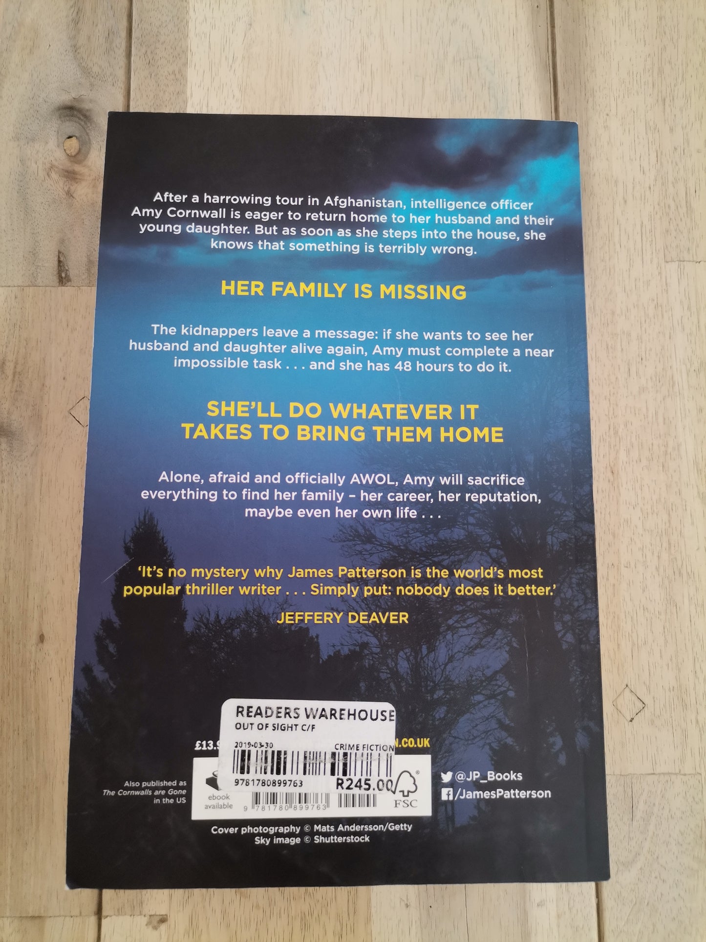 Out of Sight by James Patterson and Brendan DuBois - Trade Paperback