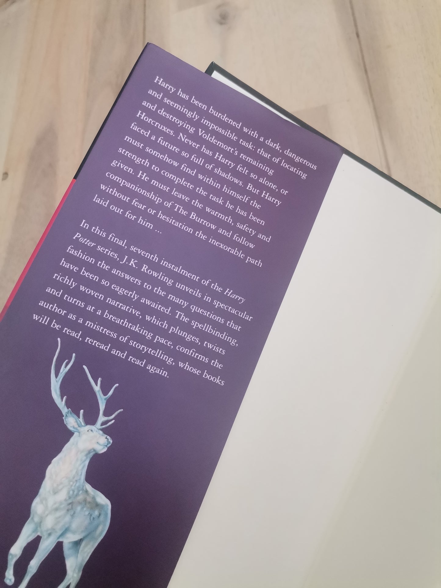 Harry Potter and the Deathly Hallows - J.K. Rowling (First Edition)