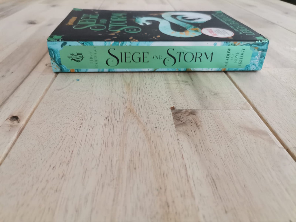 Siege and Storm – Leigh Bardugo