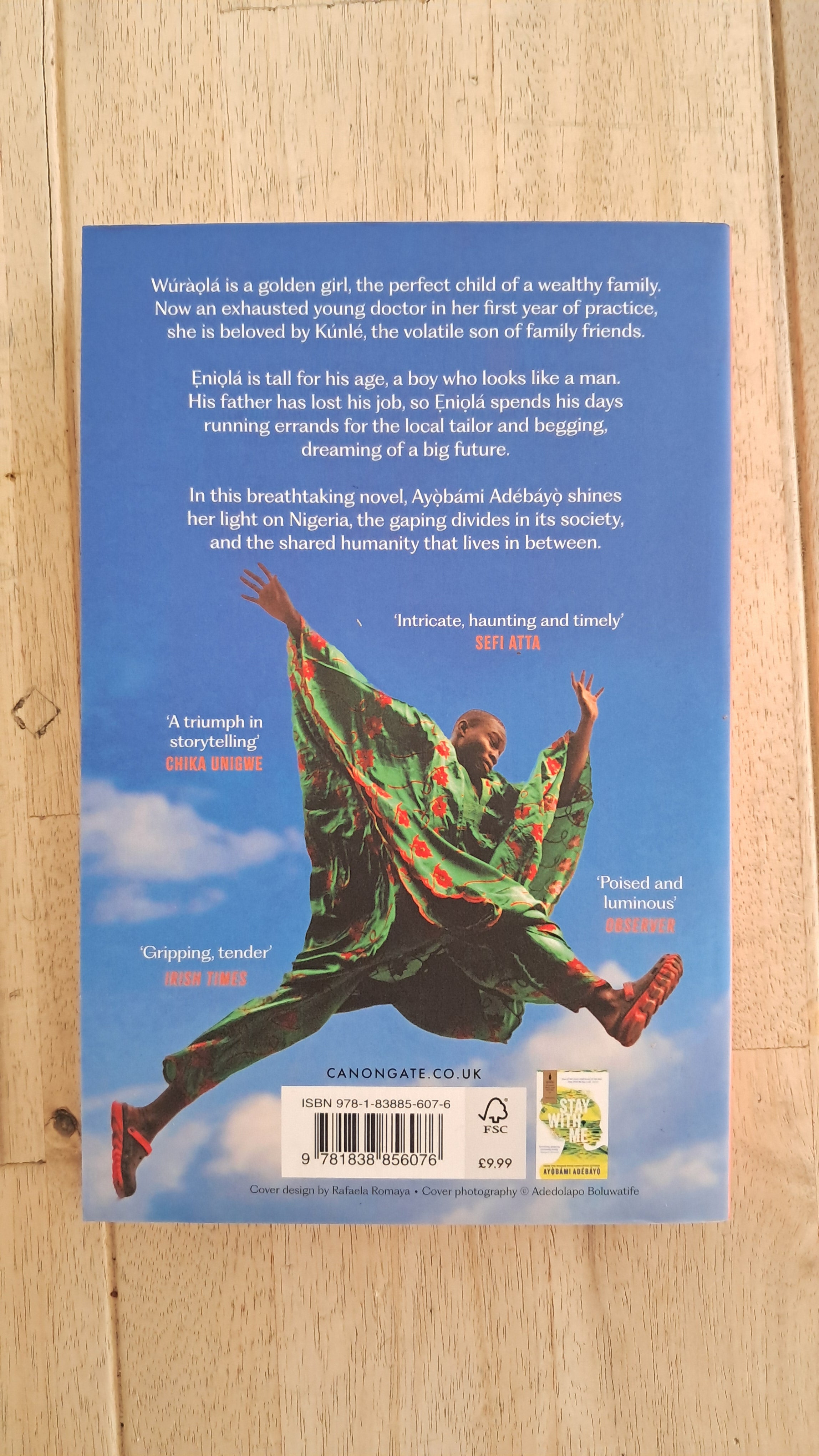 A Spell of Good Things – Ayọbámi Adébáy᳒