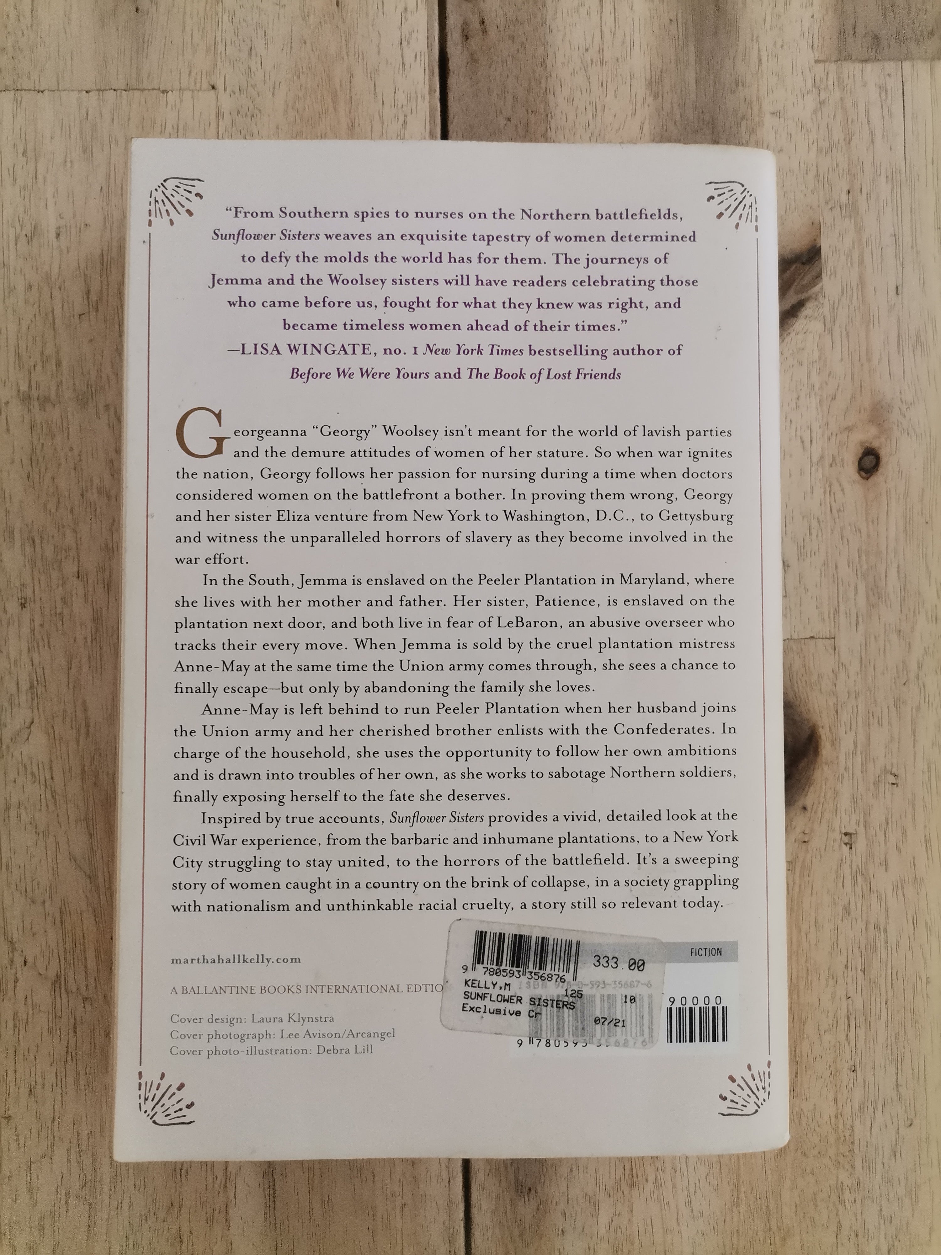The Sunflower Sisters – Martha Hall Kelly
