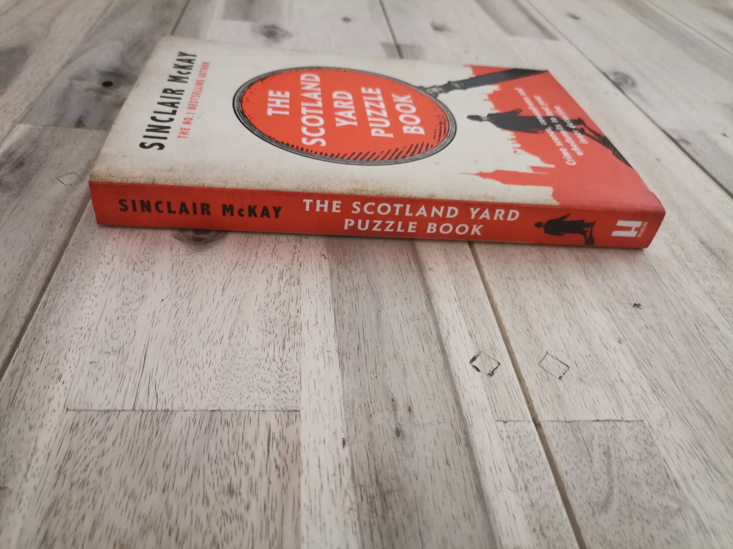 The Scotland Yard Puzzle Book – Sinclair McKay