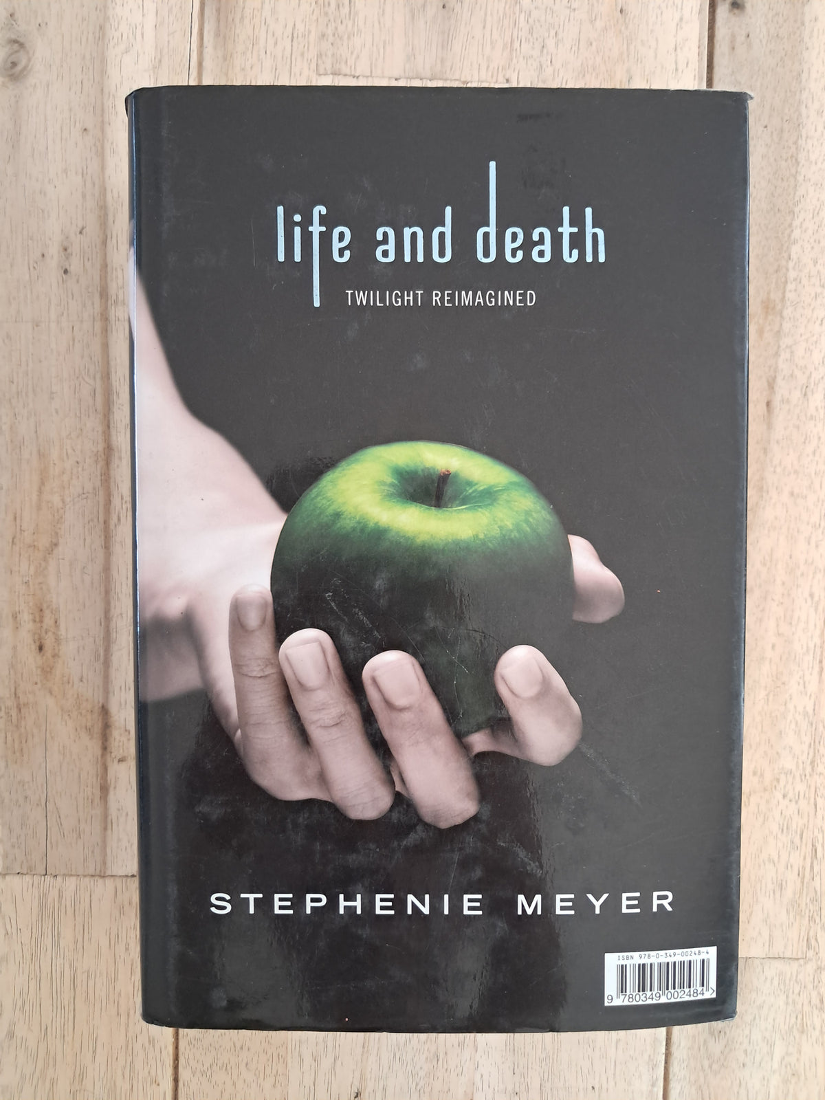 Life and Death: Twilight Reimagined – Stephenie Meyer