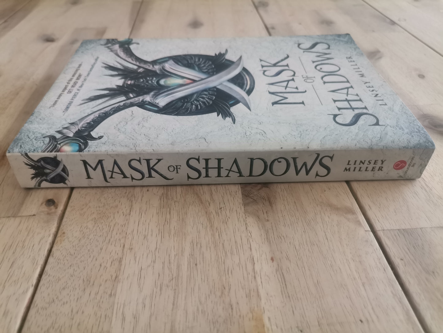 Mask of Shadows by Linsey Miller