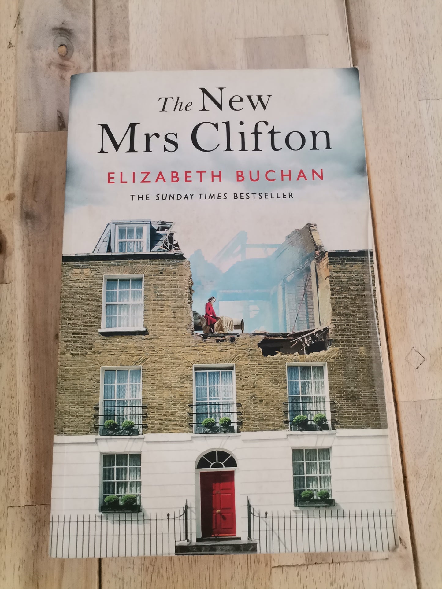 The New Mrs Clifton by Elizabeth Buchan
