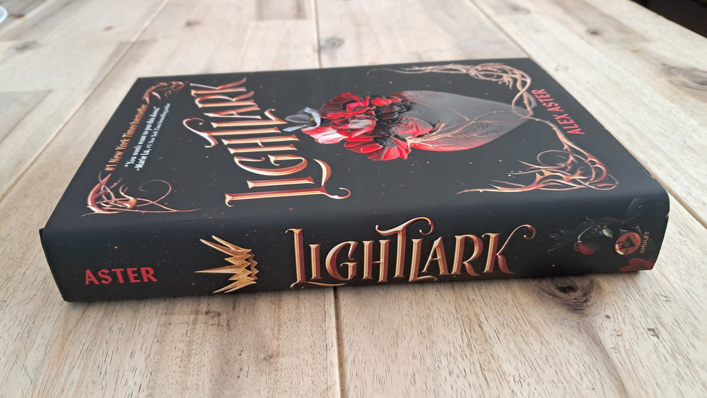 Lightlark (Book 1) – Alex Aster