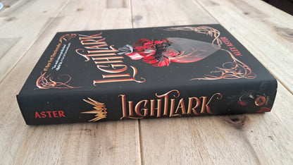 Lightlark (Book 1) – Alex Aster