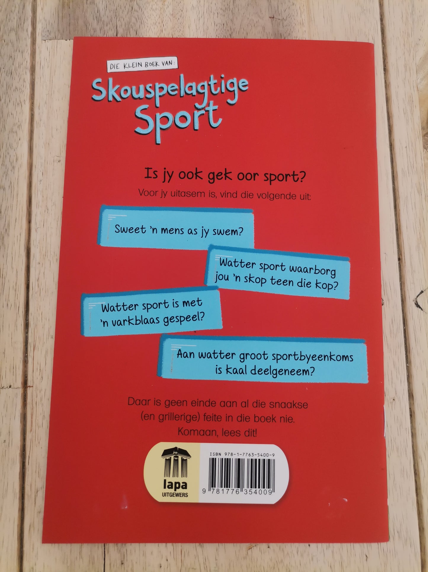 Die Klein Boek Van Skouspelagtige Sport by Fanie Viljoen