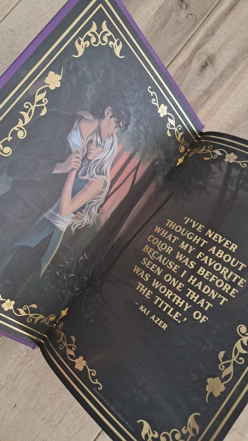 Powerless: Ultra Deluxe Edition (Volume 1) – Lauren Roberts