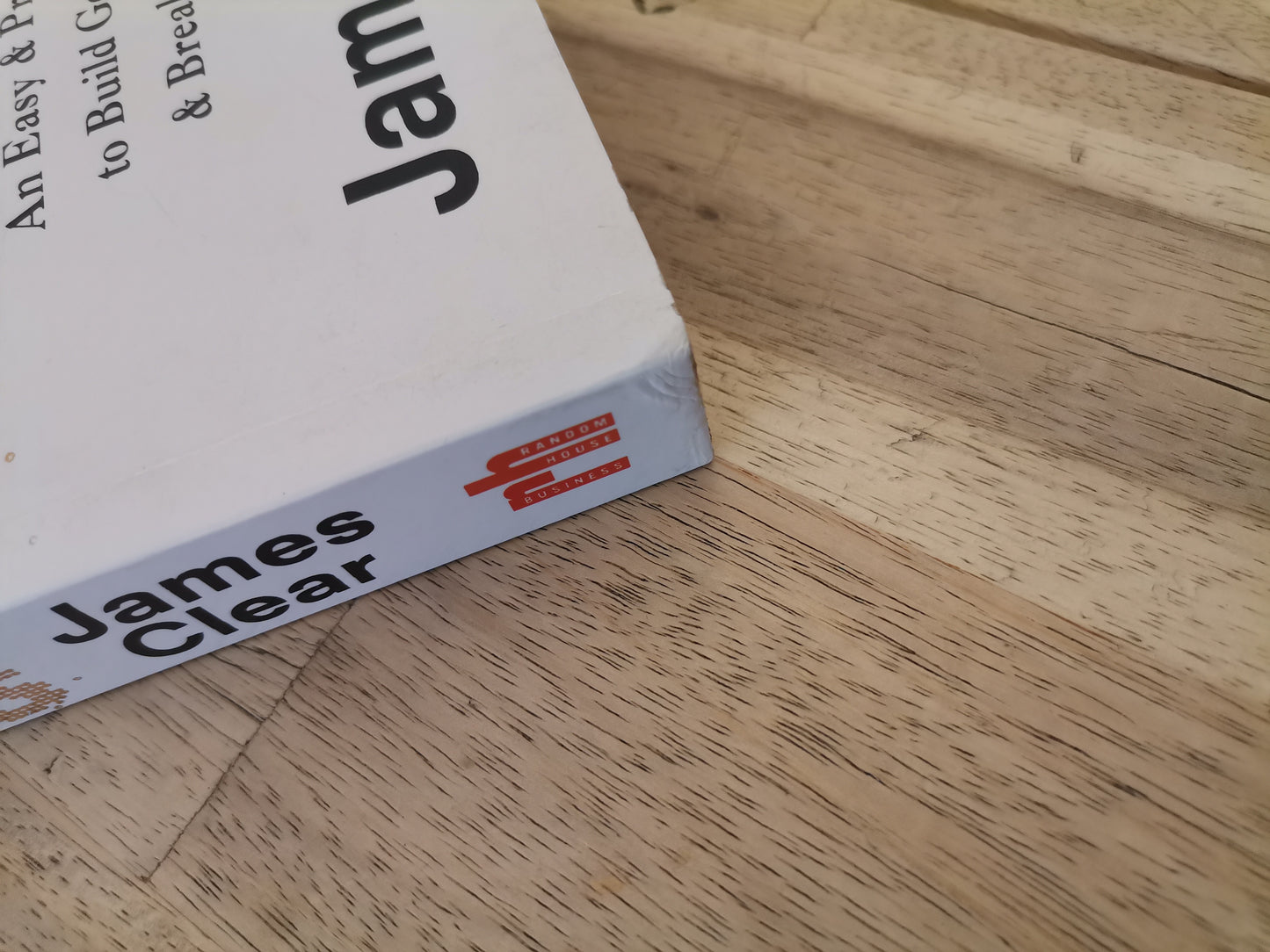 Atomic Habits - James Clear