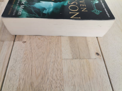 Gardens of the Moon by Steven Erikson