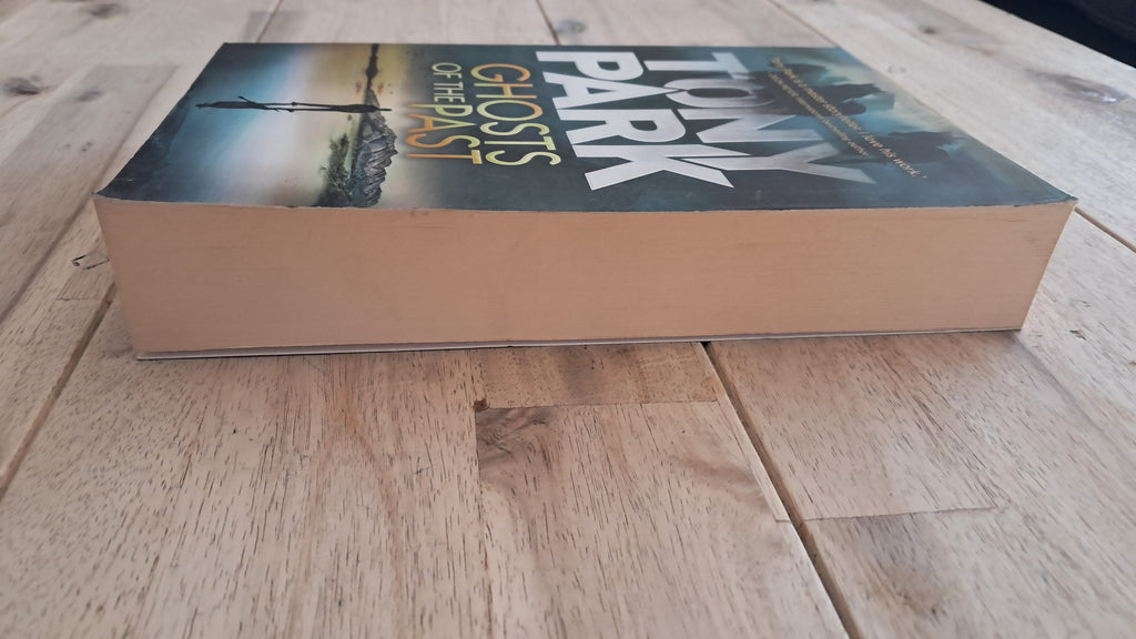 Ghosts of the Past – Tony Park