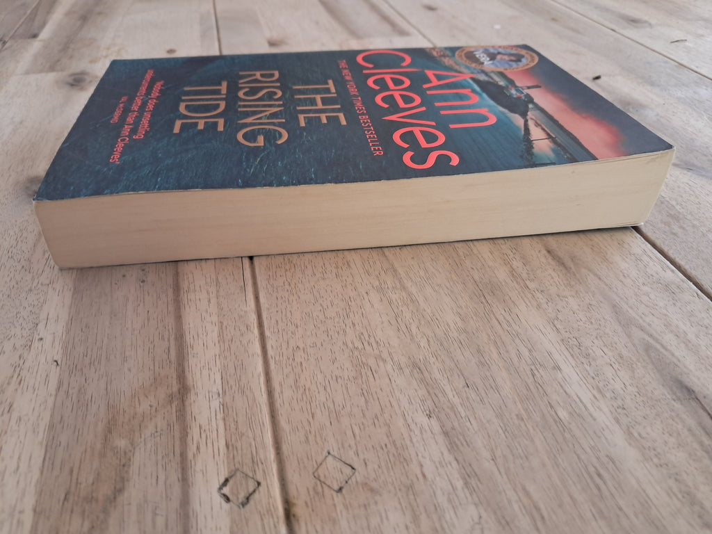 The Rising Tide (Vera Stanhope #10) – Ann Cleeves