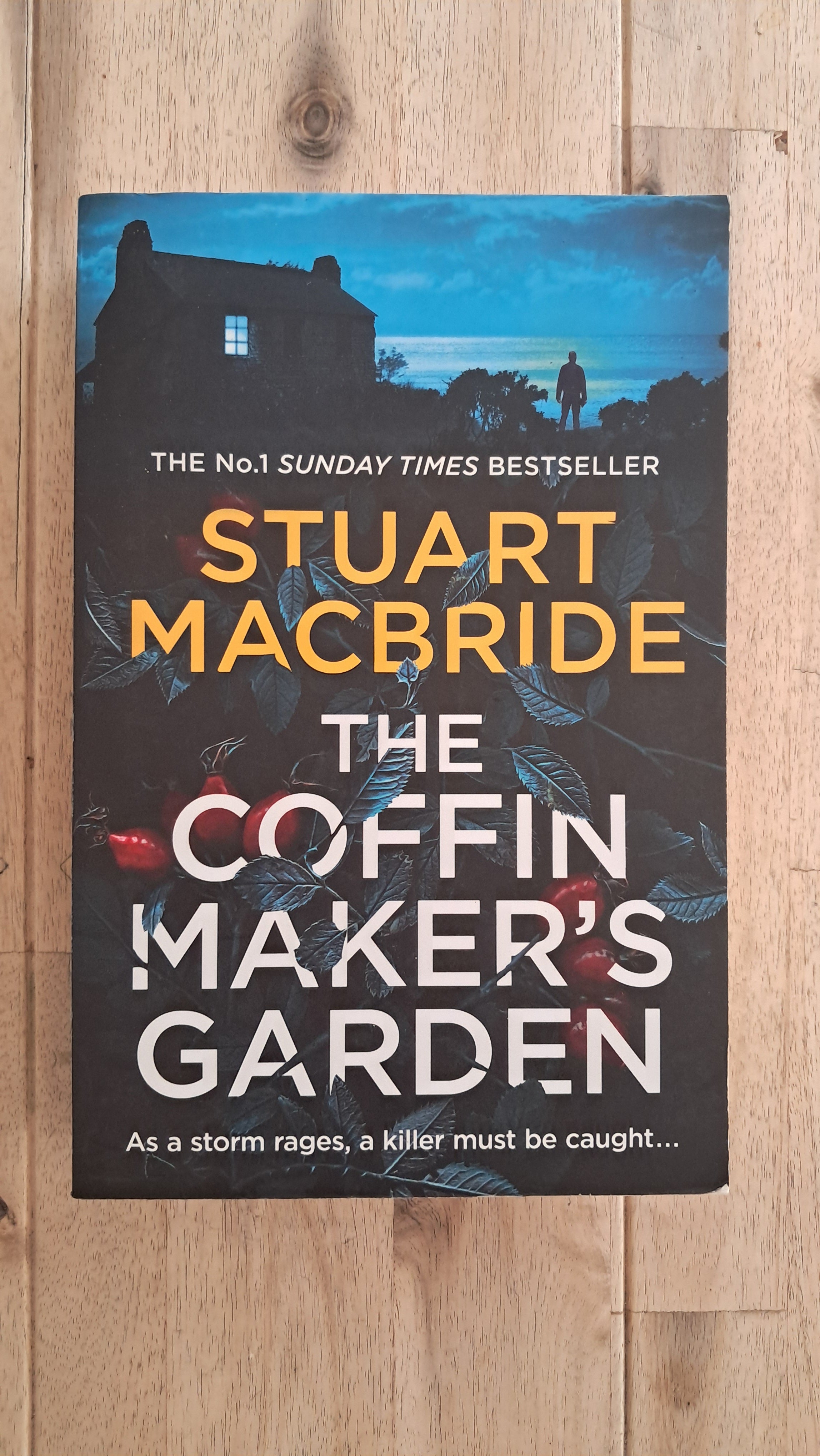 The Coffinmaker's Garden – Stuart MacBride