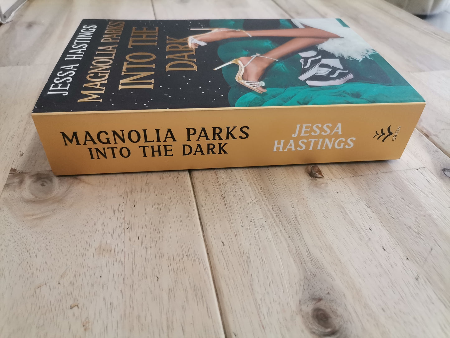 Magnolia Parks: Into the Dark by Jessa Hastings (Magnolia Parks Universe #5)