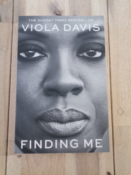 Finding Me - Viola Davis (Paperback)