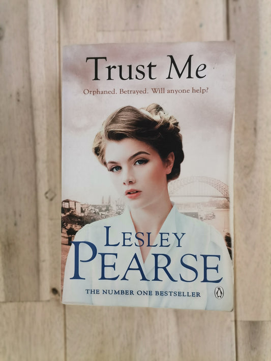 Trust Me – Lesley Pearse