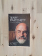 Terry Pratchett: A Life With Footnotes – Rob Wilkins