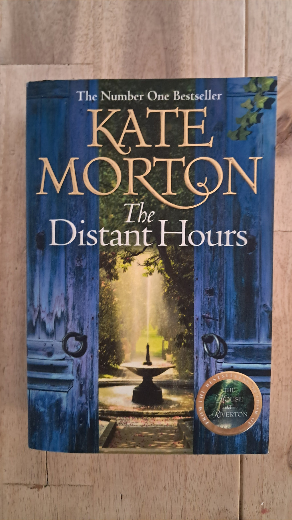 The Distant Hours – Kate Morton