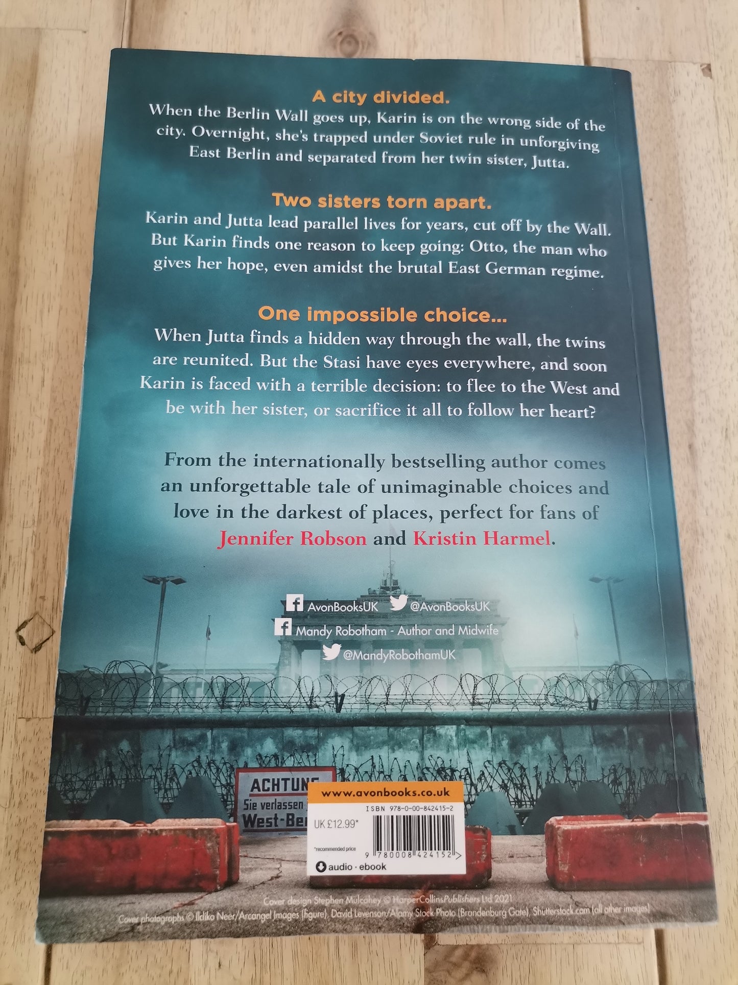 The Girl Behind the Wall by Mandy Robotham