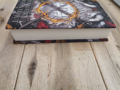 The Crown of Gilded Bones — Jennifer L. Armentrout