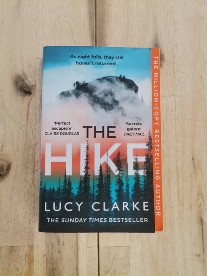The Hike – Lucy Clarke
