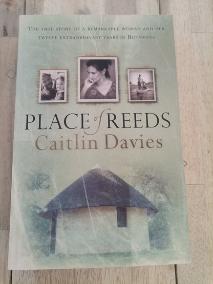 Place of Reeds - Caitlin Davies (Trade Paperback)