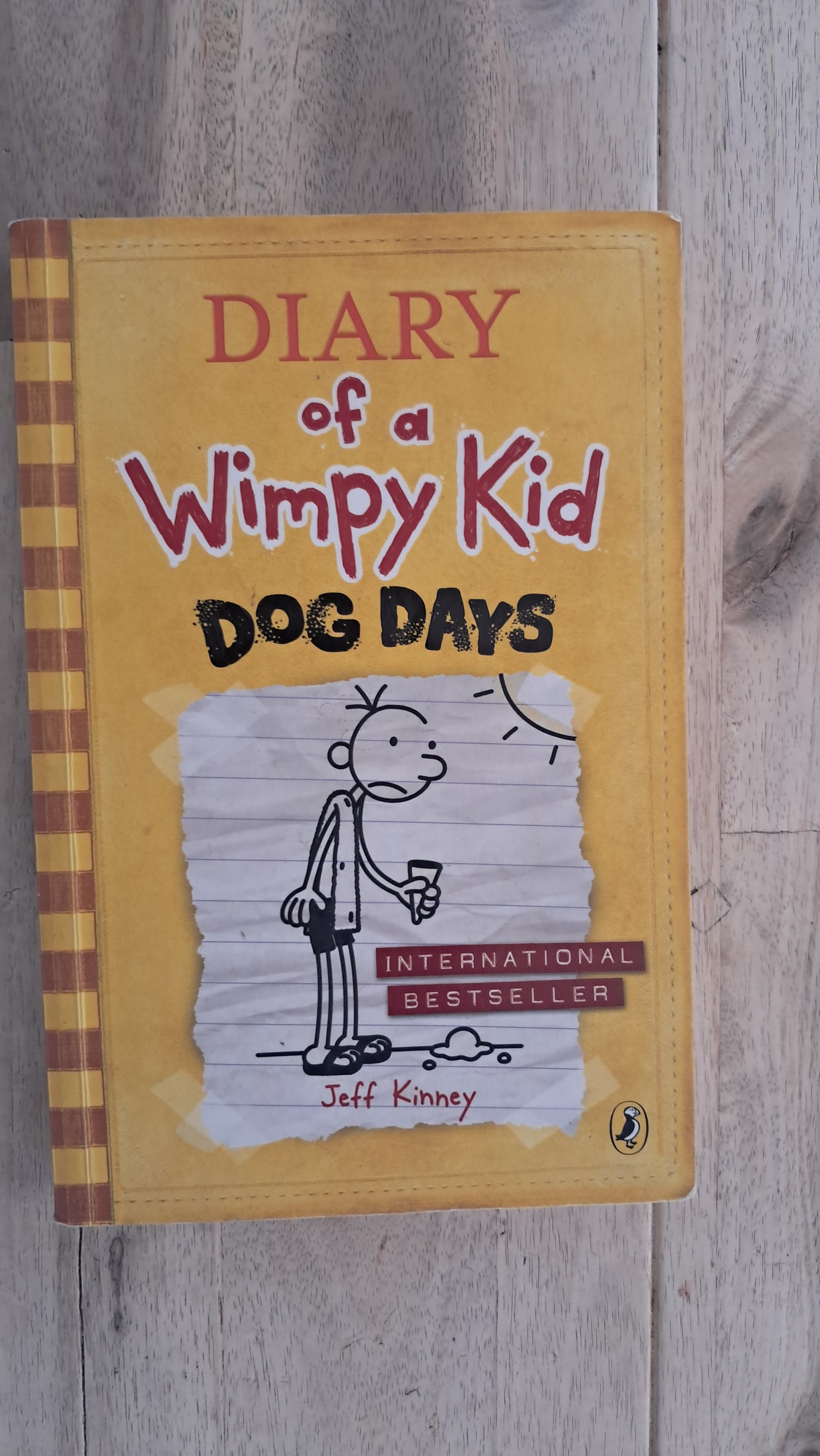 Diary of a Wimpy Kid: Dog Days – Jeff Kinney