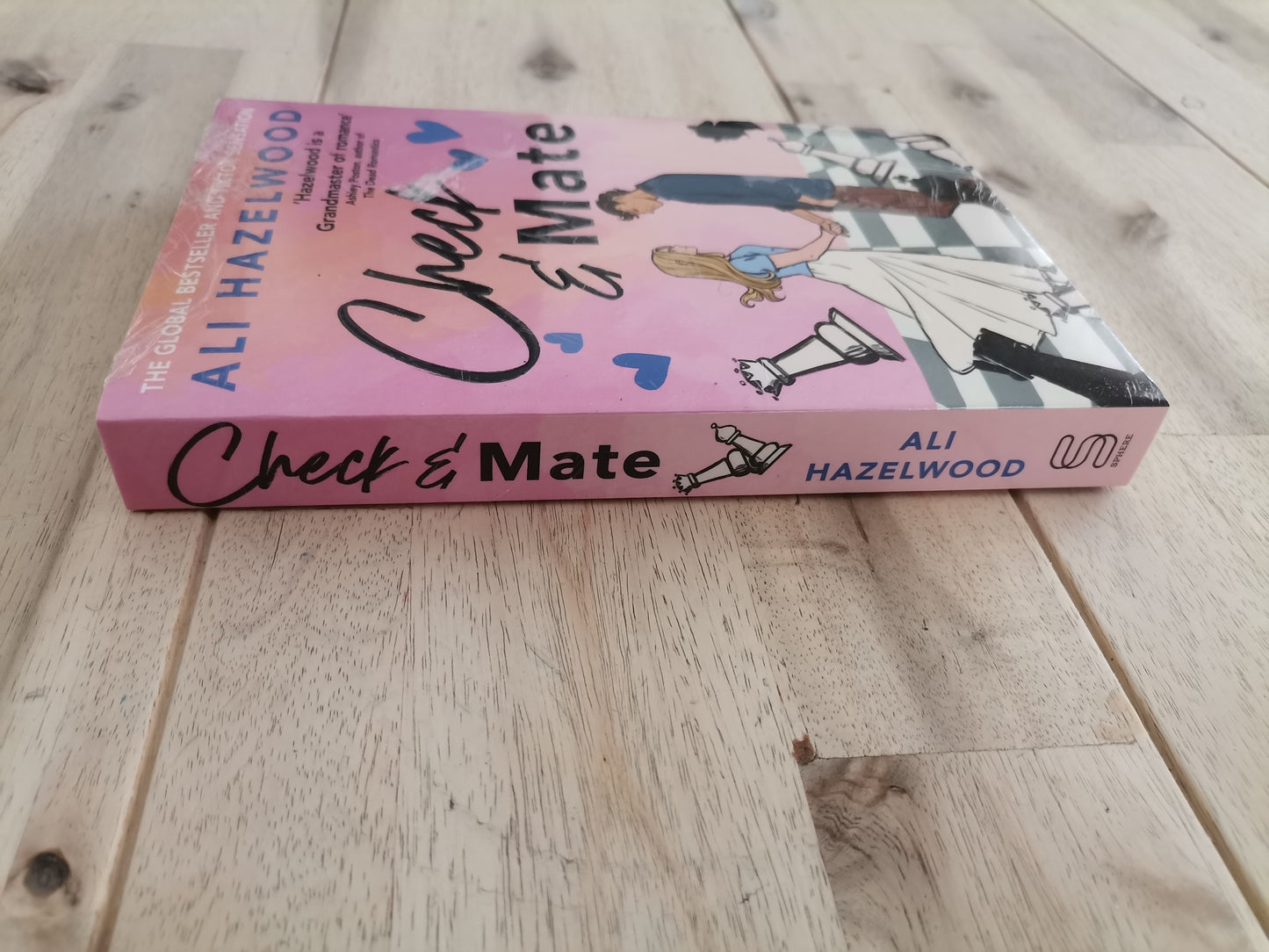 Check & Mate – Ali Hazelwood