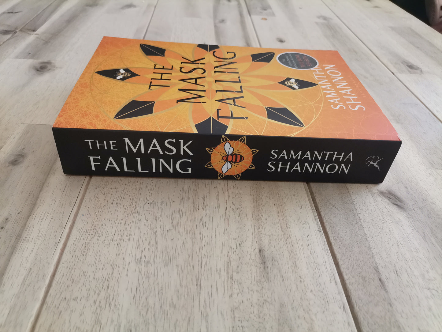 The Mask Falling – Samantha Shannon