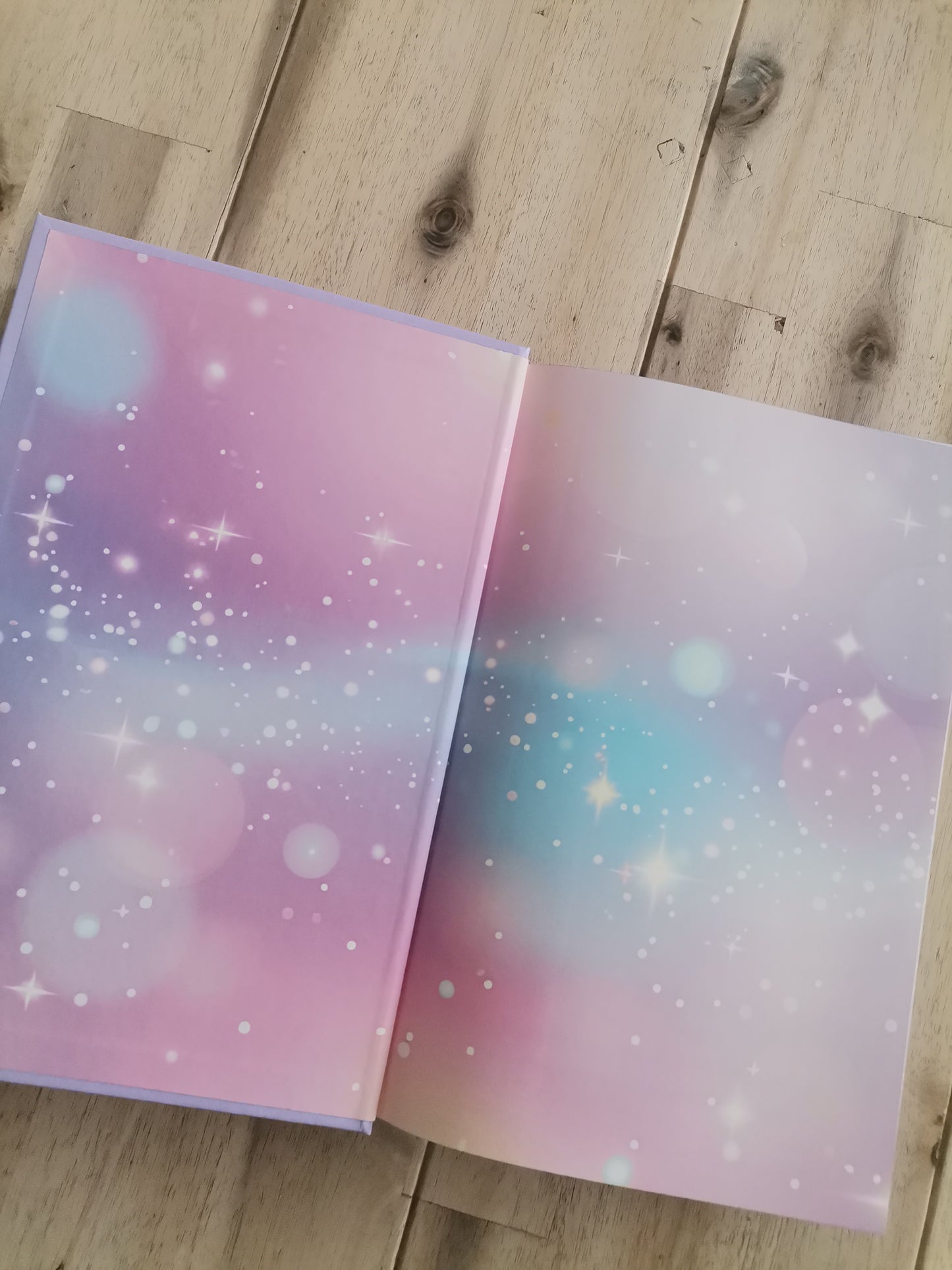 Daydream: Deluxe Edition – Hannah Grace