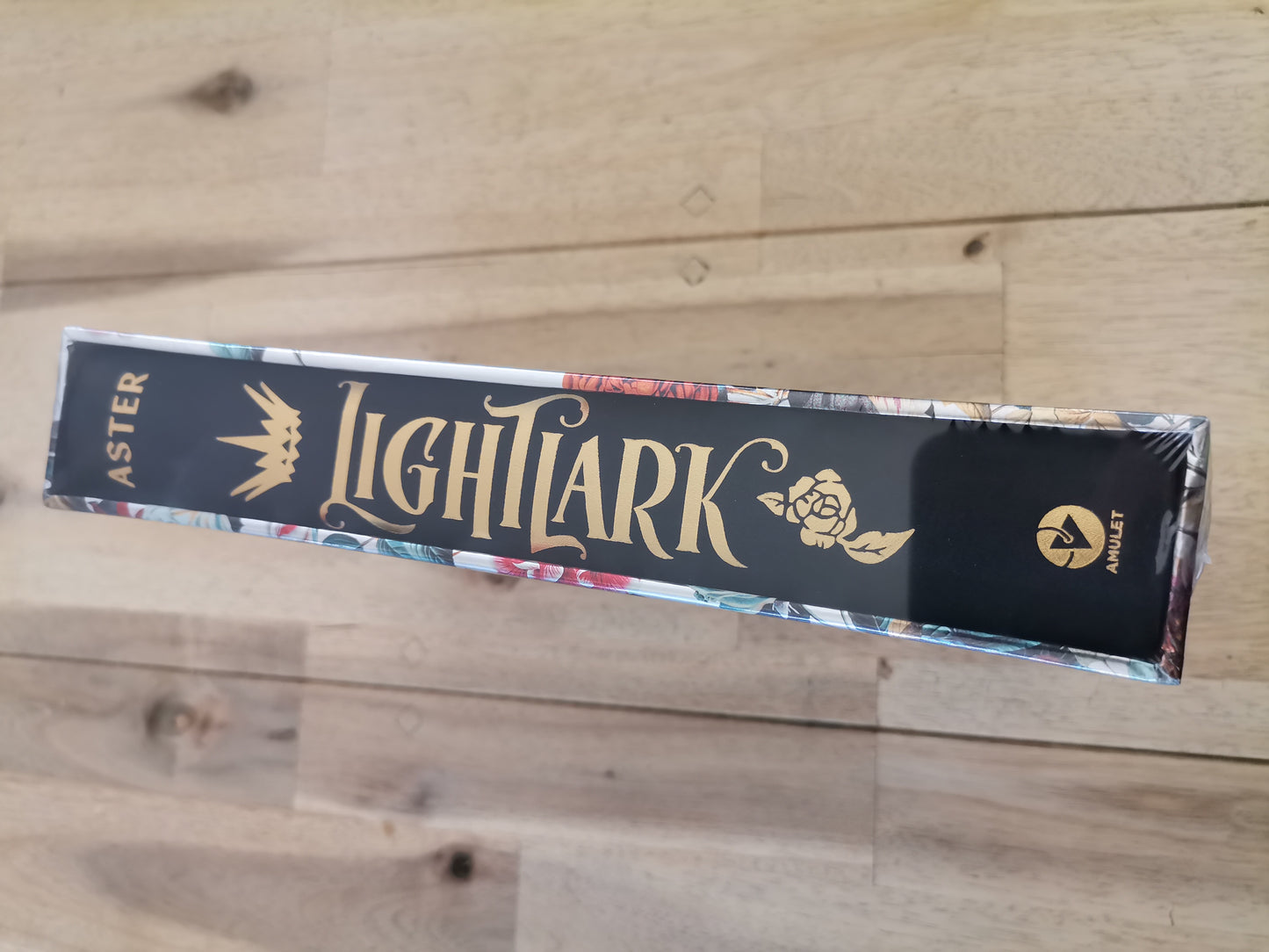Lightlark by Alex Aster - Collector's Edition