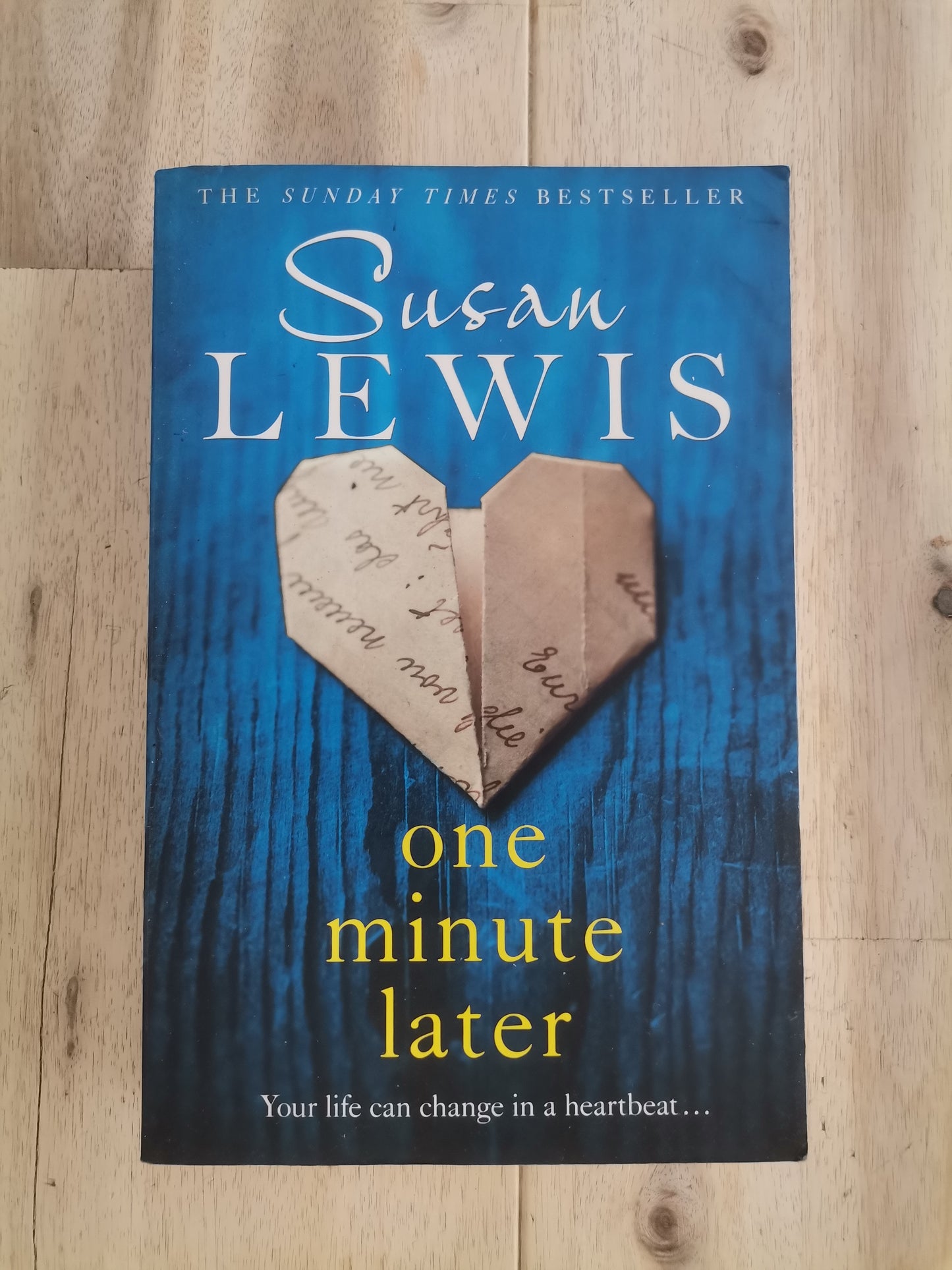 One Minute Later by Susan Lewis
