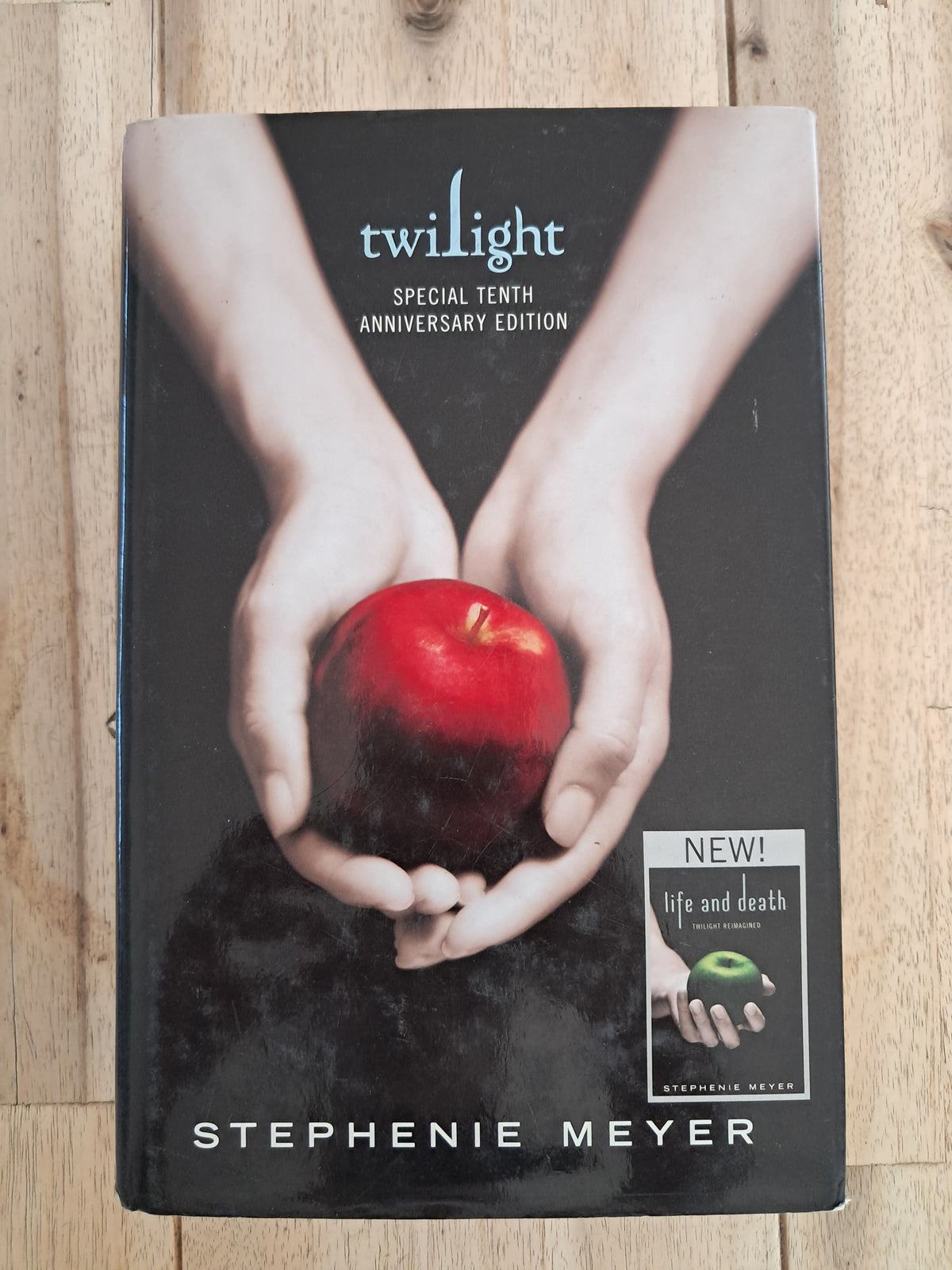 Life and Death: Twilight Reimagined – Stephenie Meyer