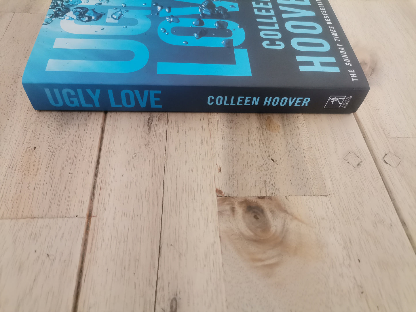 Ugly Love by Colleen Hoover